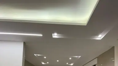 شقة - طريق المطار الحويطي خلف العالمية - 120000 دأ